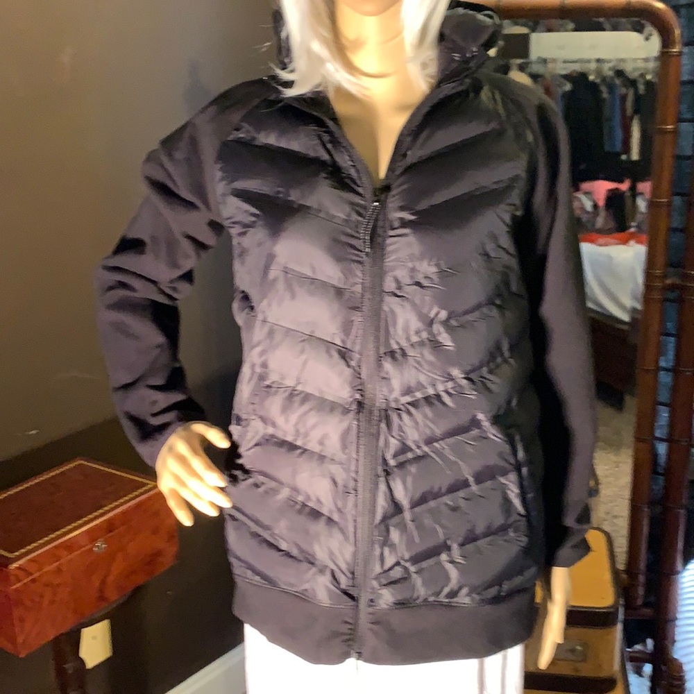 BLACK PUFFER COAT WITH HOOD